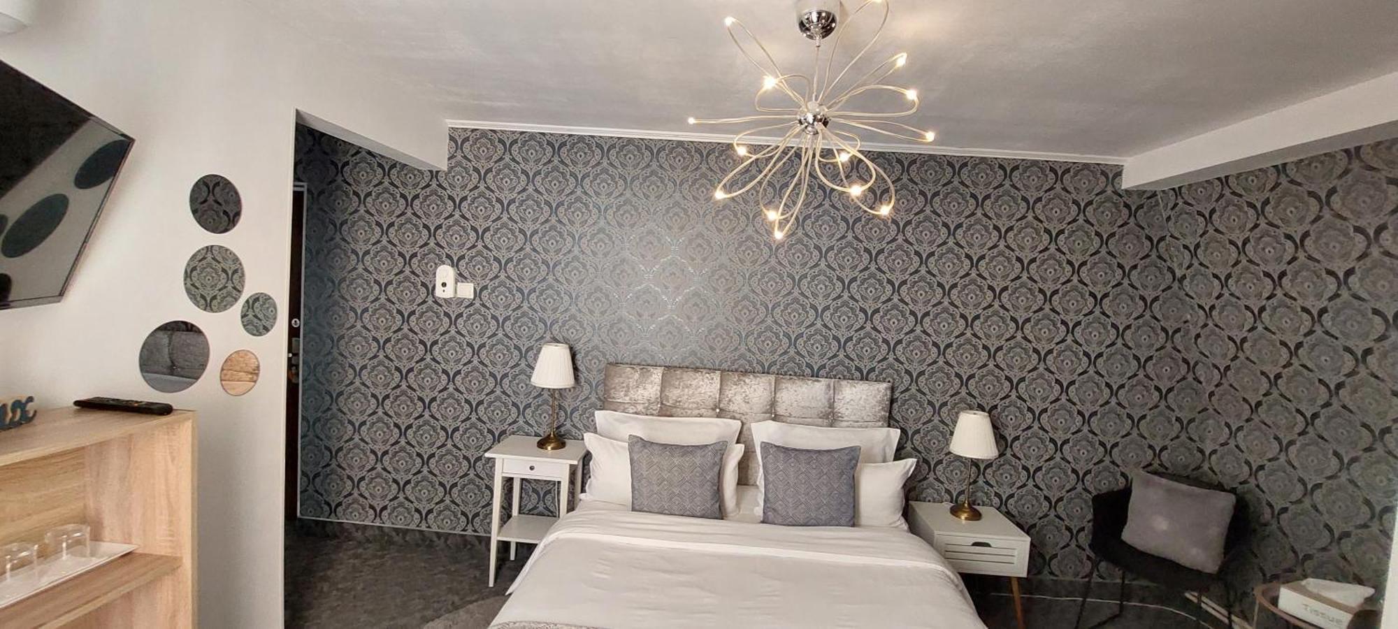 Harmony House Hotel Zsilvásárhely Kültér fotó